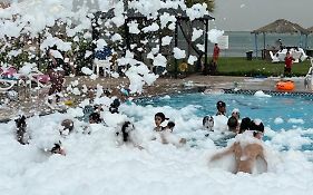 Flamingo Beach Hotel